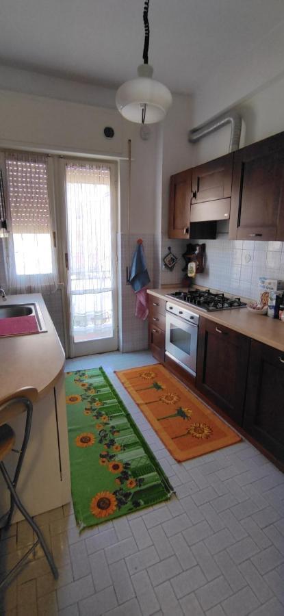 Sweet In Apartment *